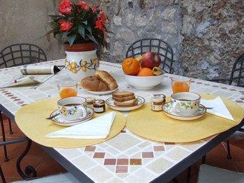 Mamma Maria Bed & Breakfast 3*